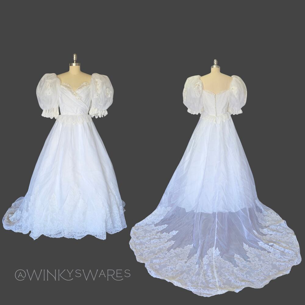 Vintage 80s Wedding Dress Size S White Puff Sleeve Princess Train Fairytale